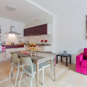 Santa Sofia Apartment